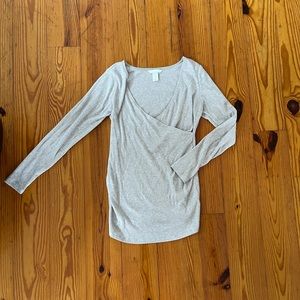 HM Mama Maternity and Nursing shirt